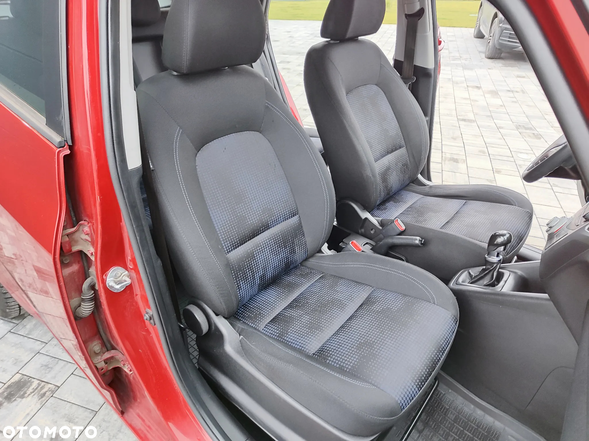 Hyundai ix20 1.4 Comfort - 18