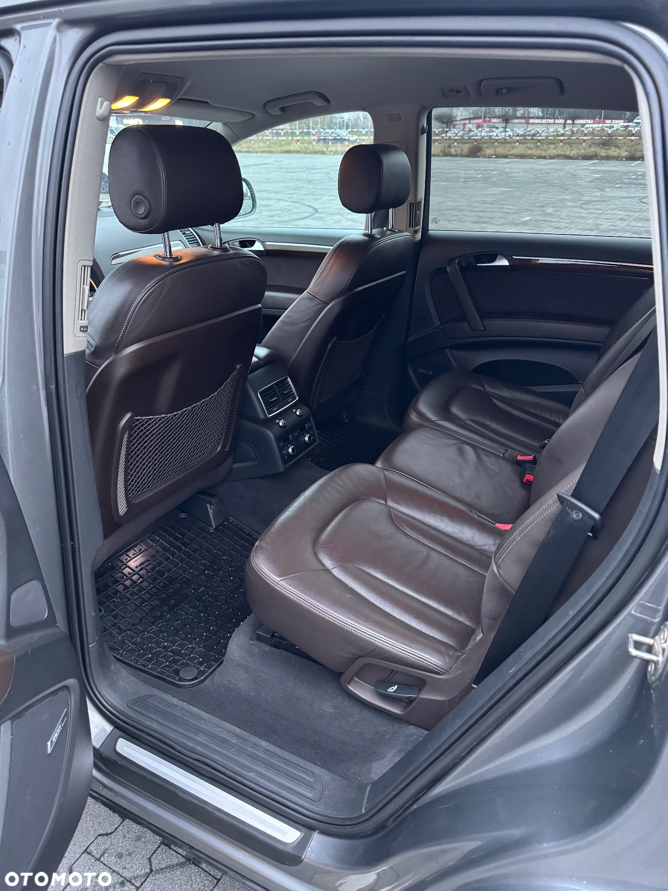 Audi Q7 - 11