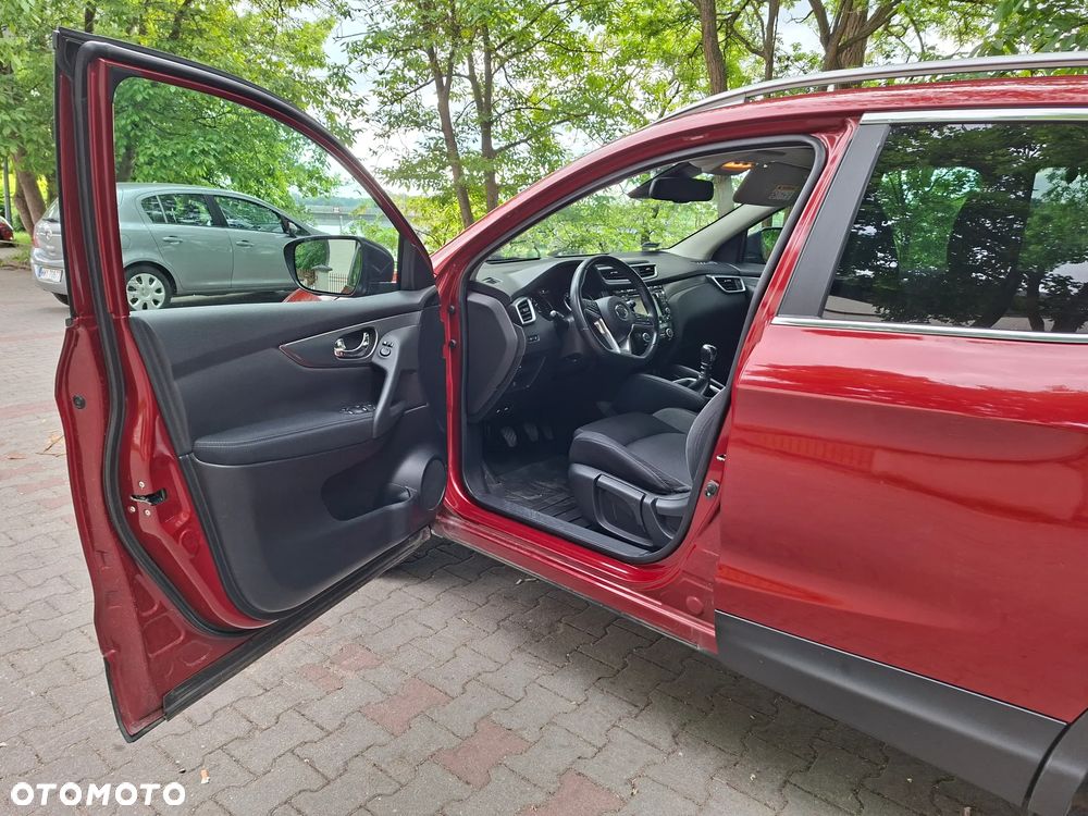 Nissan Qashqai 1.6 DIG-T N-Connecta - 12