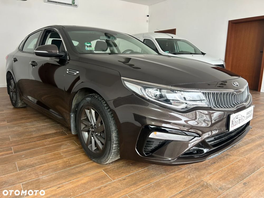 Kia Optima 2.0 M - 1