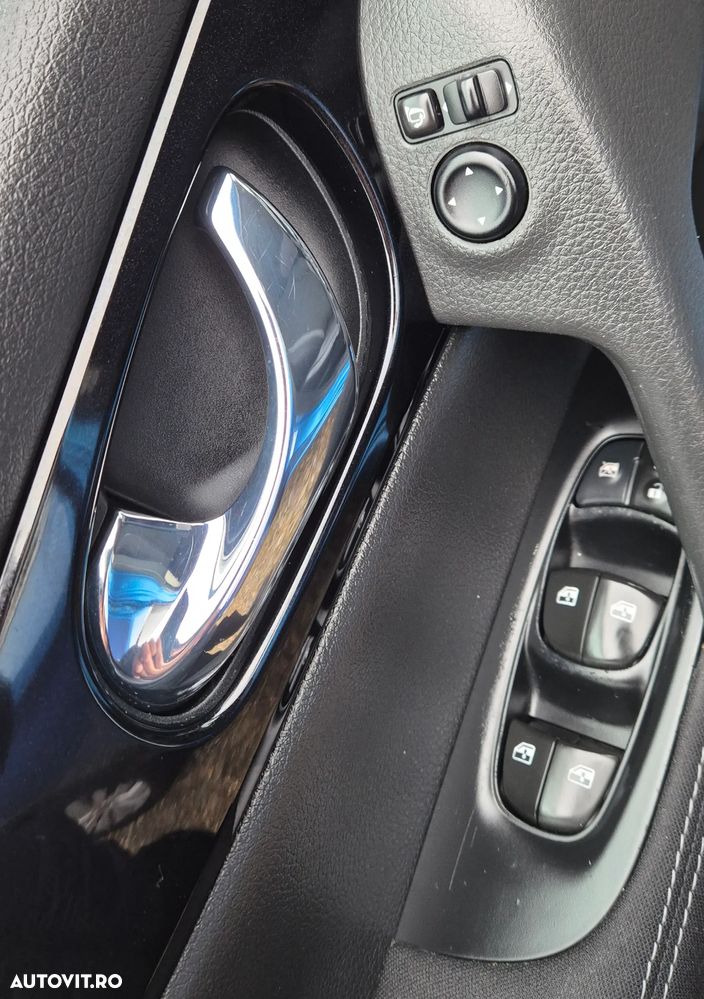 Nissan Qashqai 1.5 DCI N-CONNECTA - 25