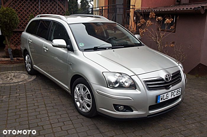 Toyota Avensis 2.2 D-CAT Team - 3