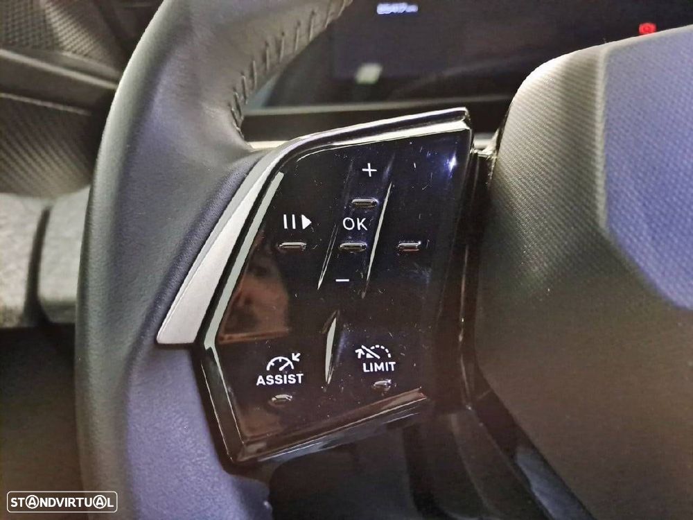 Peugeot 5008 1.2 Hybrid Allure e-DCS6 - 16