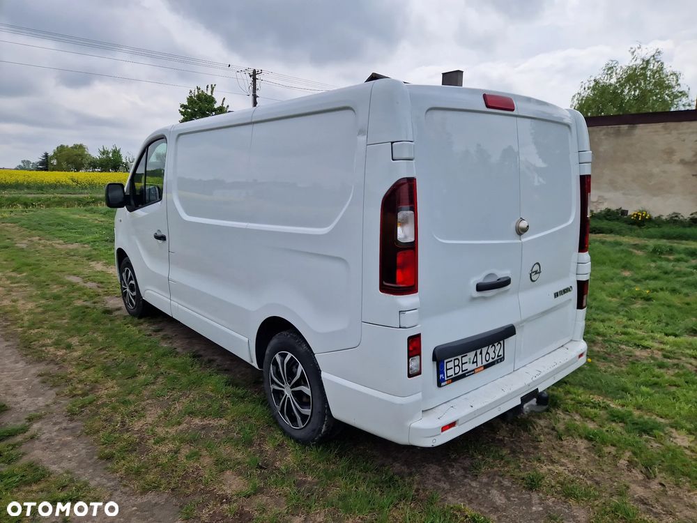 Opel Vivaro - 6