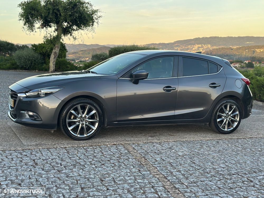 Mazda 3 Hatchback 1.5 Sky-D Excellence Pack Leather - 6