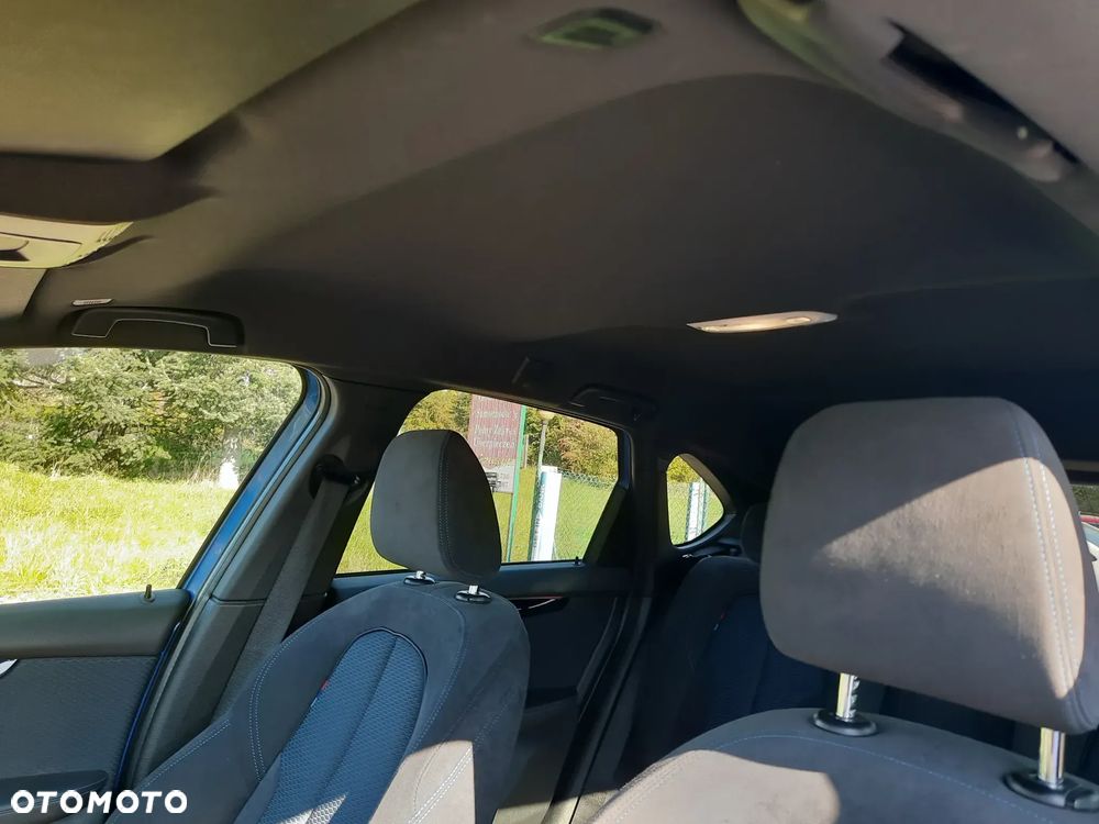 BMW Seria 2 218d M Sport - 24