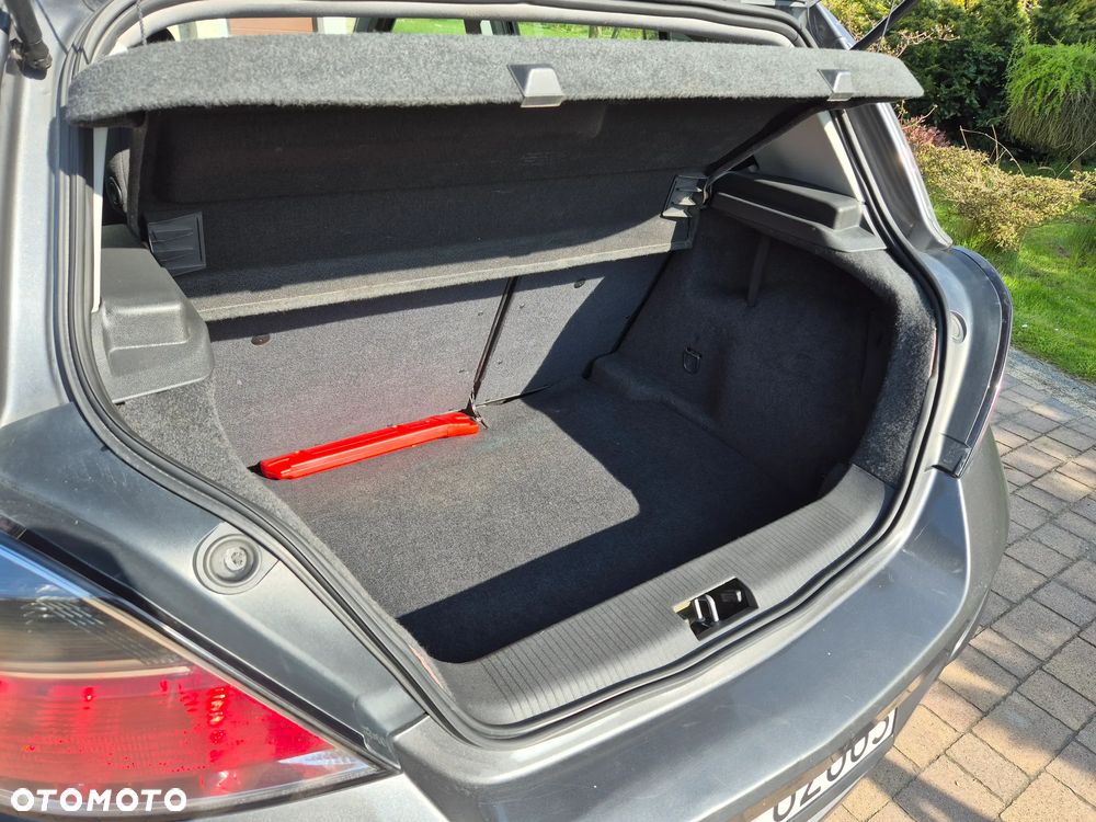 Opel Astra 1.4 Essentia - 10