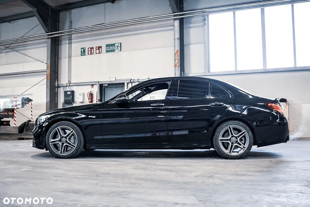 Mercedes-Benz Klasa C AMG 43 4Matic 9G-TRONIC - 5