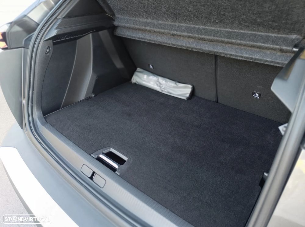 Peugeot 2008 1.2 PureTech Allure Pack EAT8 - 8