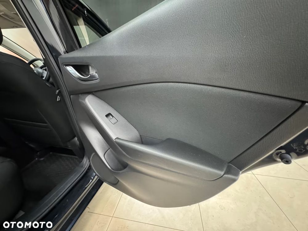 Mazda 3 SKYACTIV-G 120 Sports-Line - 26