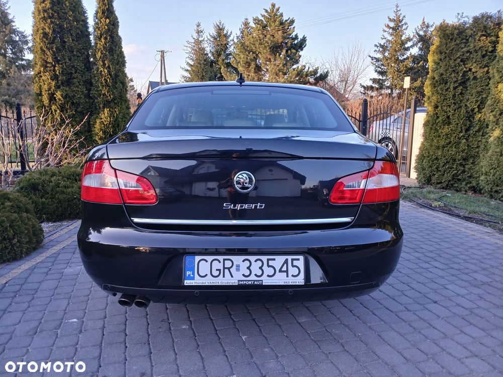 Skoda Superb 2.0 TDI Exclusive - 13