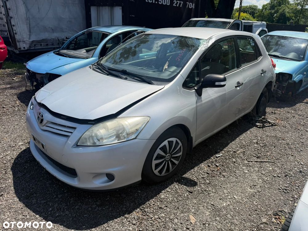 Toyota Auris  NA CZĘŚCI Kolor: 1F7 - 3