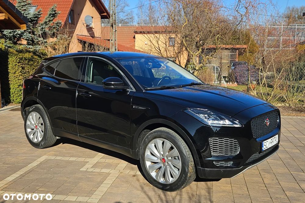 Jaguar E-Pace P250 AWD SE - 9