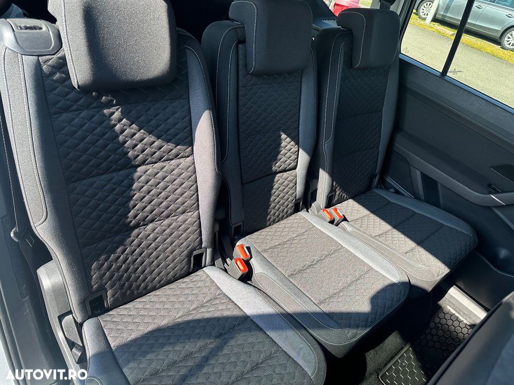 Volkswagen Touran - 10