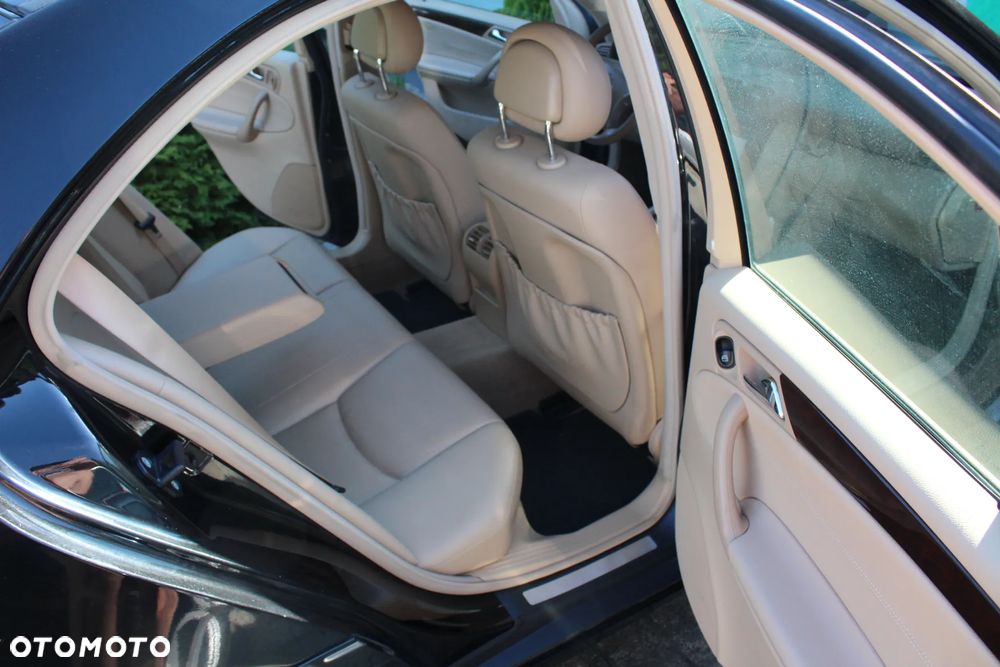 Mercedes-Benz Klasa C 180 Kompressor Elegance Sport Edition - 14