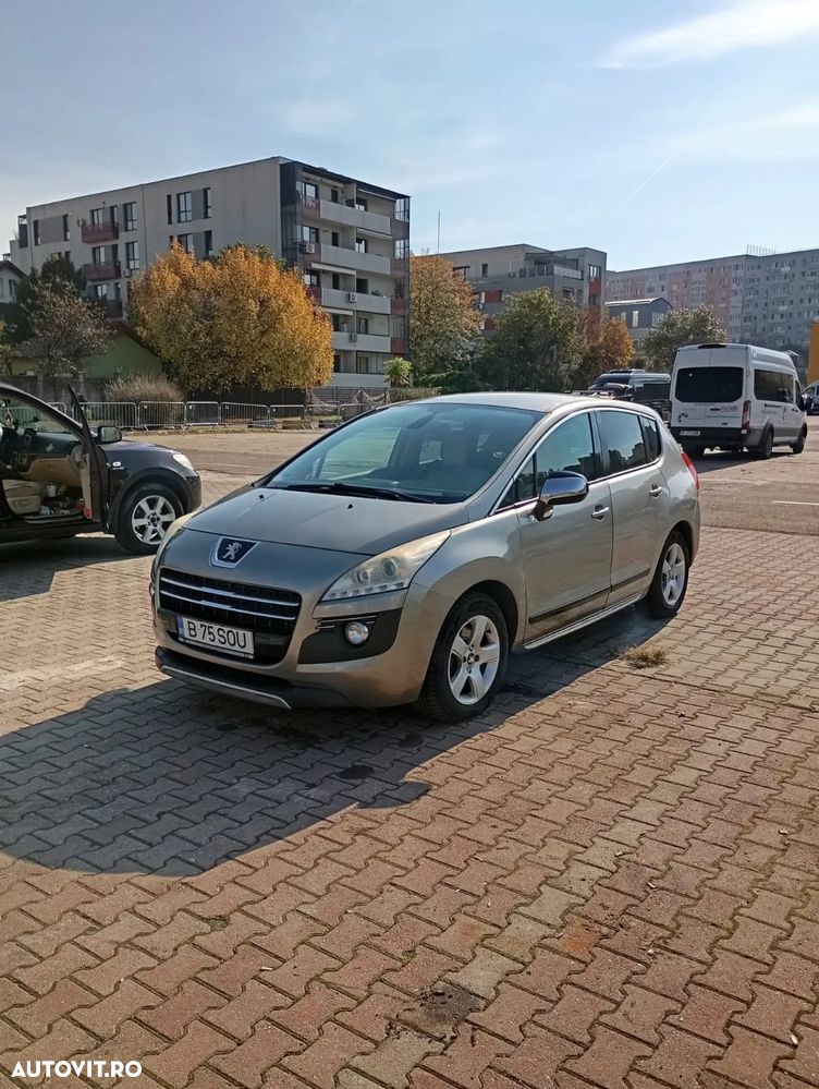 Peugeot 3008 HYbrid4 2.0 HDI FAP BMP - 5
