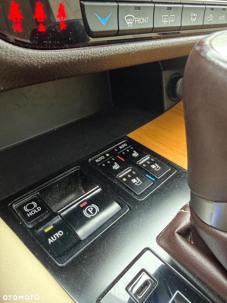 Lexus RX 350 Prestige - 24