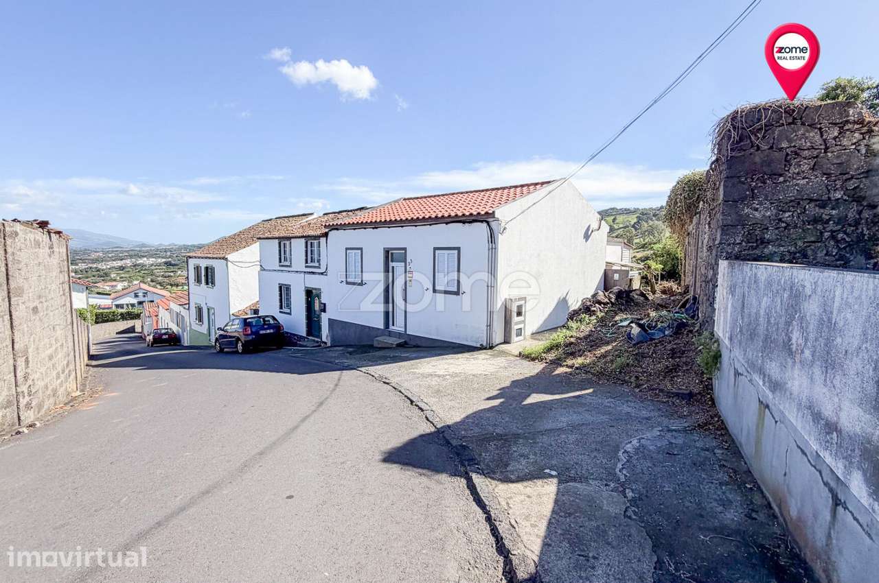 Ruína com quintal de 673 m² nas Capelas - Grande imagem: 5/15
