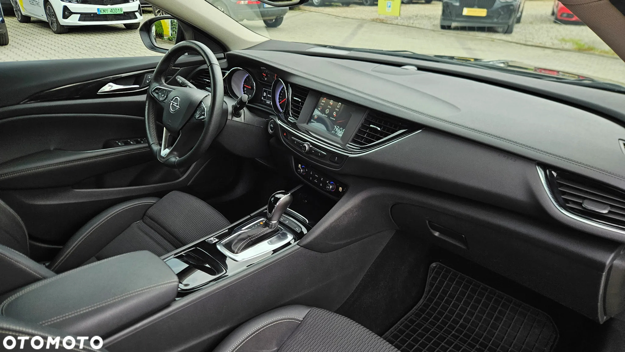 Opel Insignia 1.5 T Elite S&S - 12