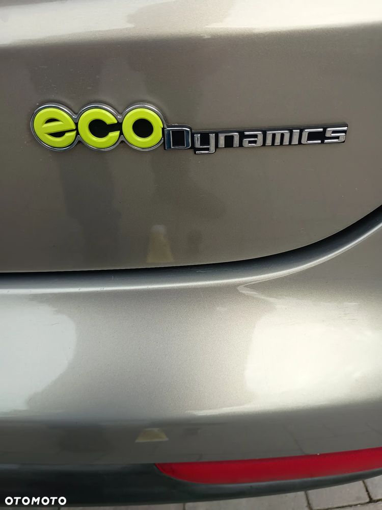 Kia Ceed - 23
