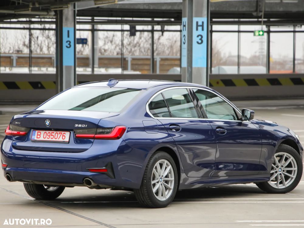 BMW Seria 3 320i xDrive Aut. - 3