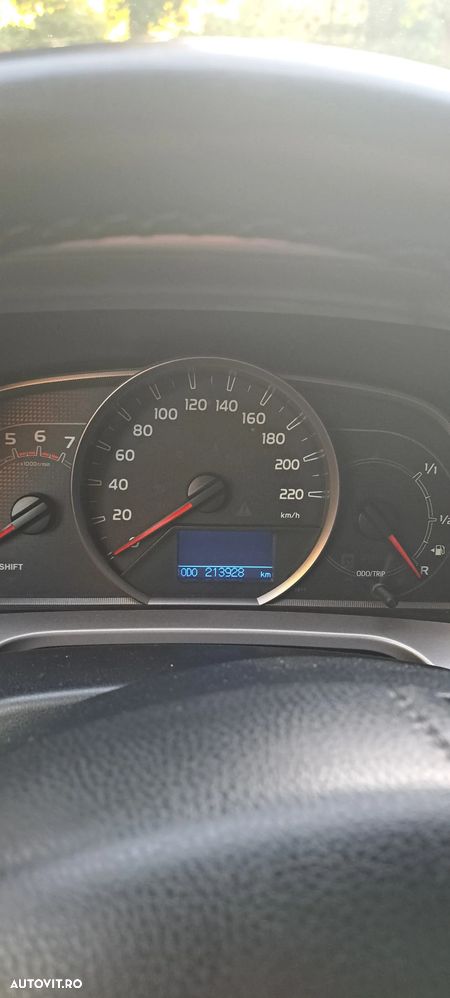Toyota RAV4 2.0 D-4D 2WD Comfort - 8