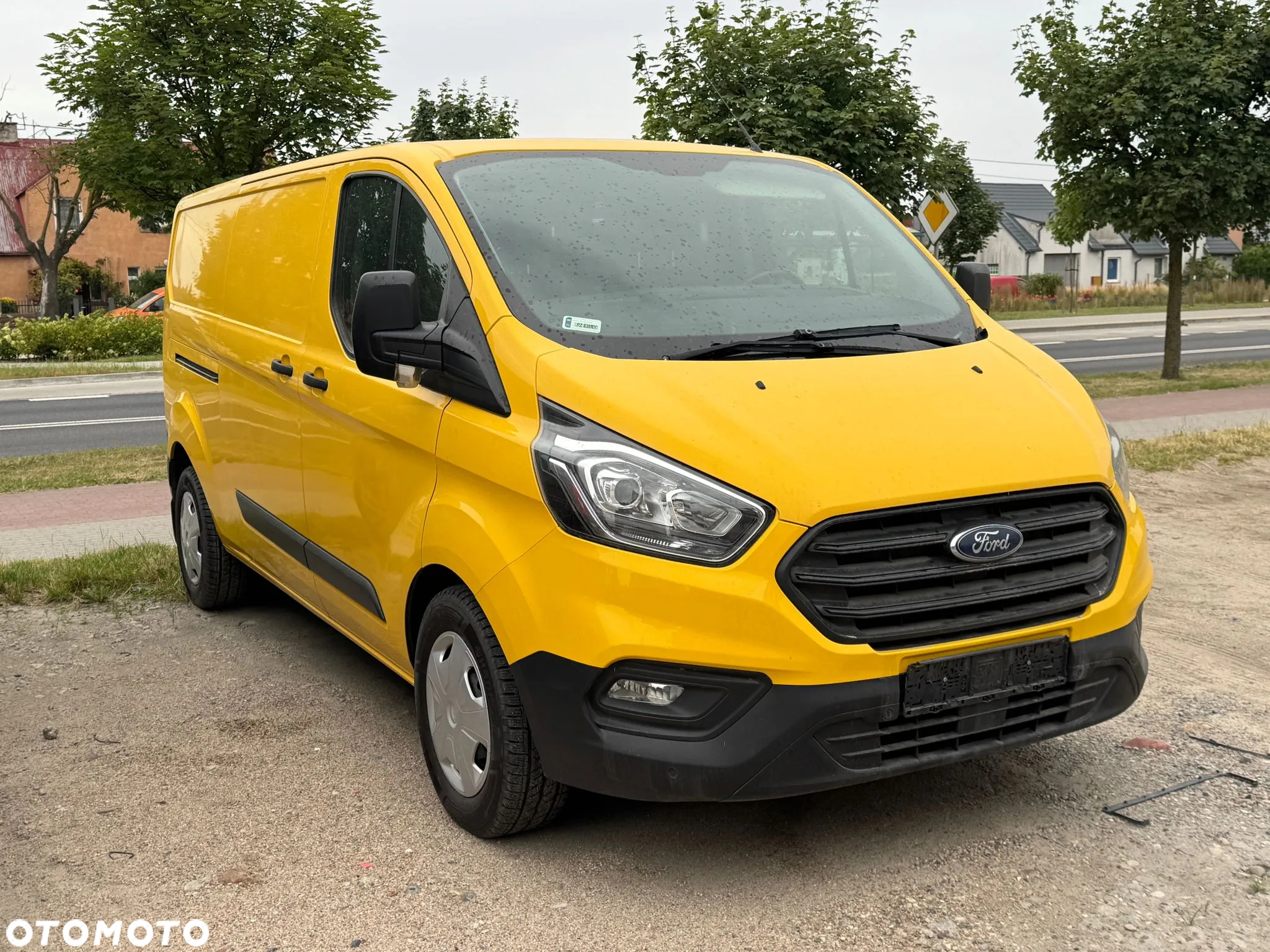 Ford TRANSIT CUSTOM - 3