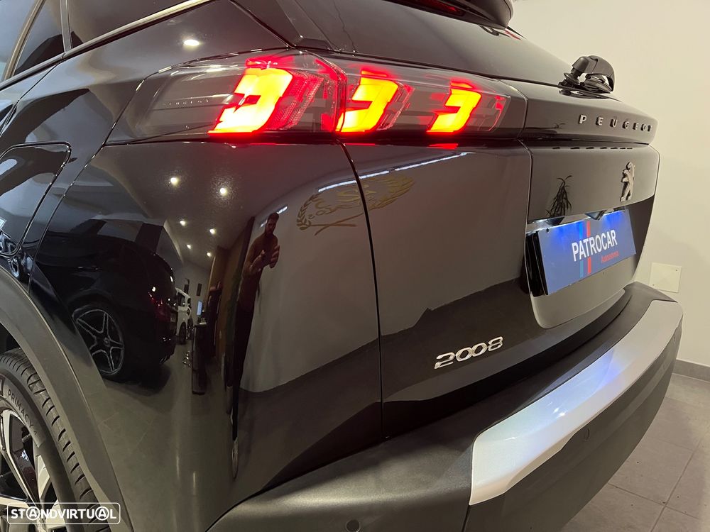 Peugeot 2008 1.5 BlueHDi Allure Pack EAT8 - 22