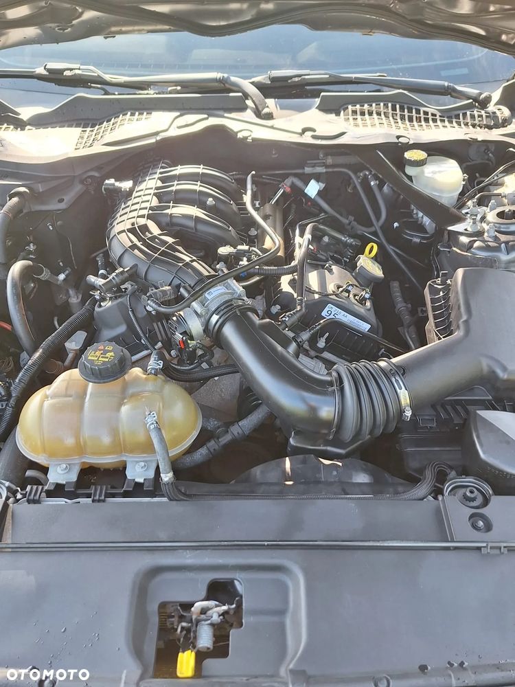 Ford Mustang 3.7 V6 Premium - 12