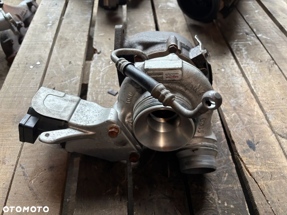 Turbosprężarka Turbo BMW 2.0 Diesel 49135-05840 49135-05840R X1 3 E90 E81 E87 Turbina - 1