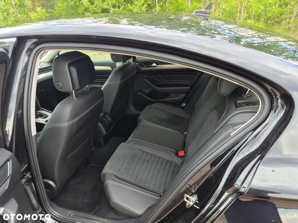 Volkswagen Passat 1.5 TSI EVO Elegance DSG - 20