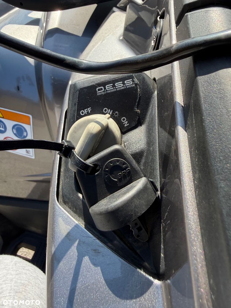 Can-Am Outlander Max - 19