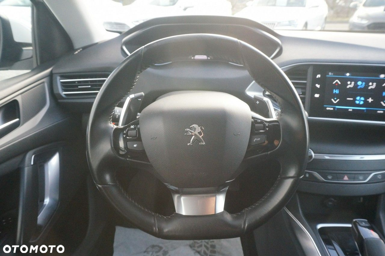 Peugeot 308 1.5 BlueHDi Allure Pack S&S EAT8 - 13