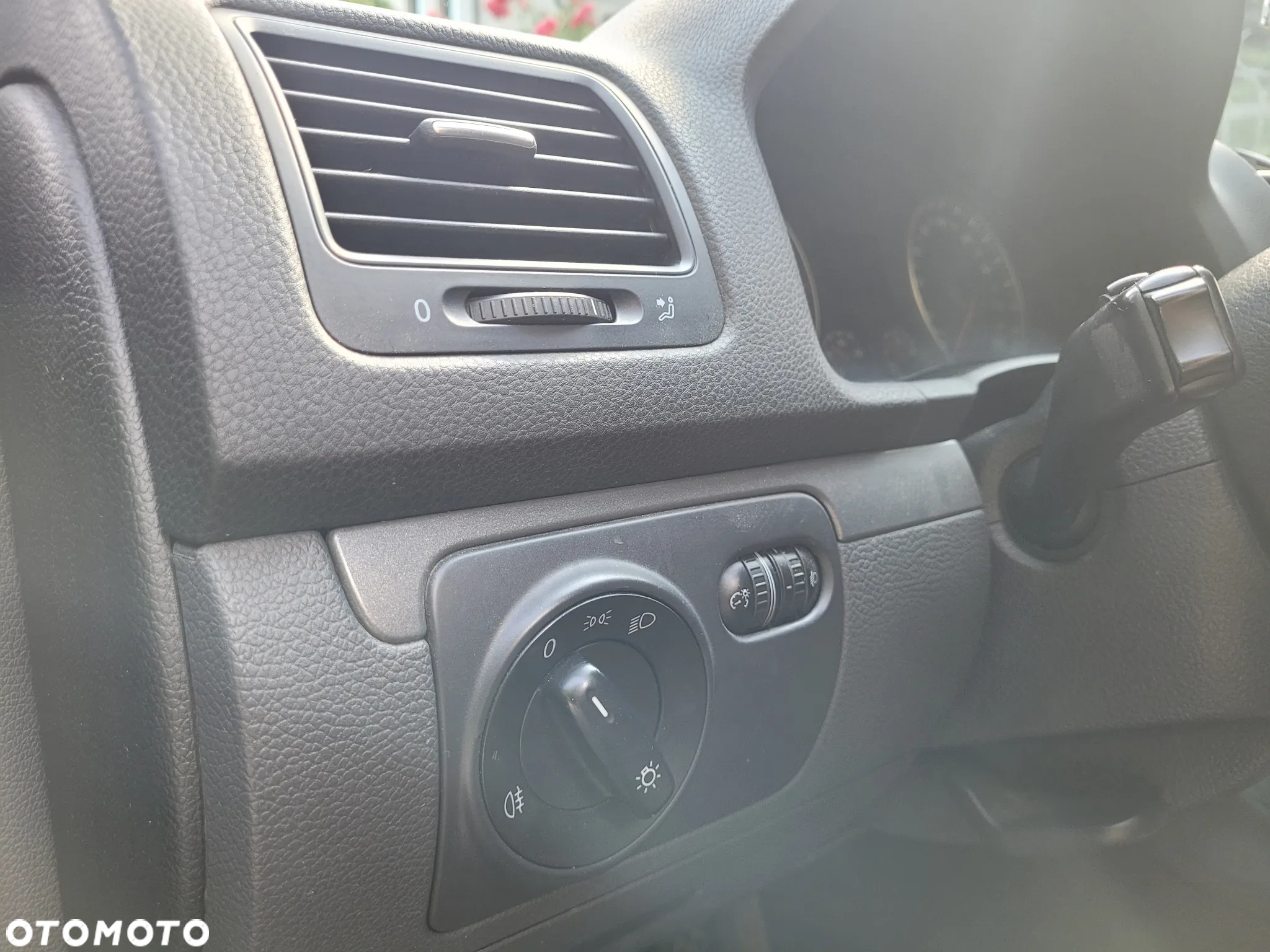 Volkswagen Golf 1.9 TDI DPF Comfortline - 16