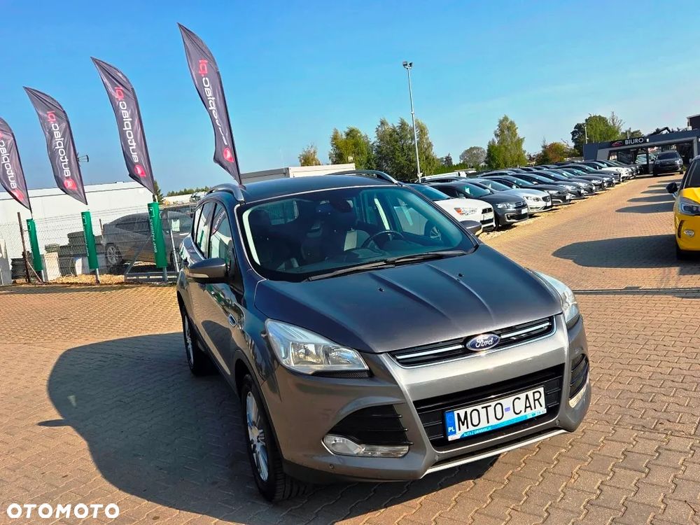 Ford Kuga 2.0 TDCi 2x4 Titanium - 22