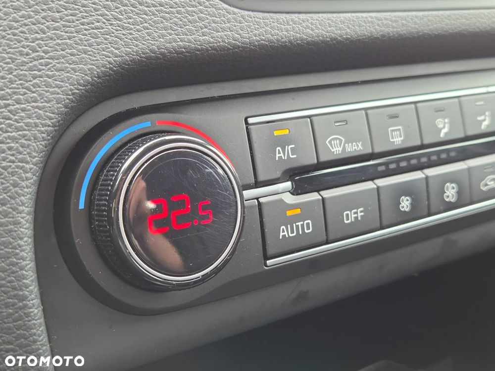 Kia Ceed 1.5 T-GDI M - 27