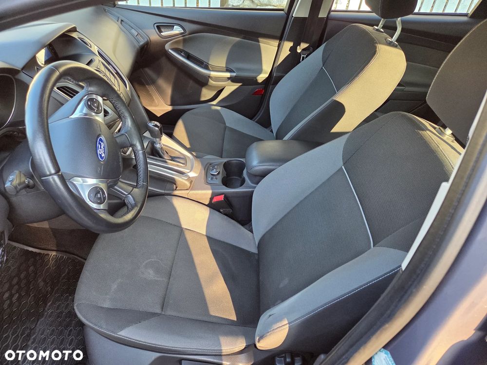 Ford Focus 1.6 TDCi DPF Titanium - 23