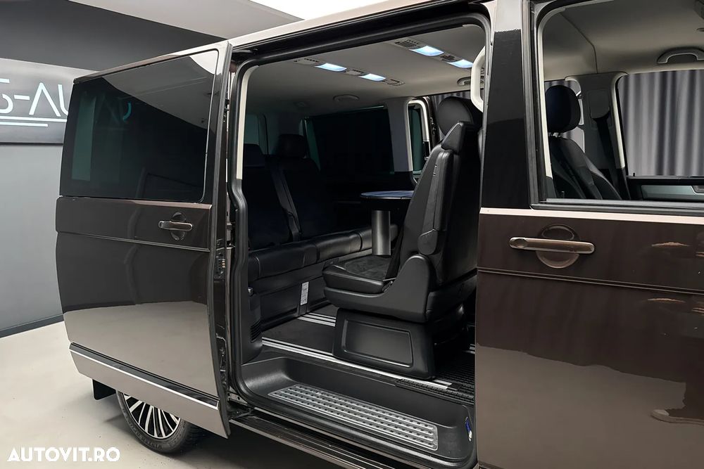Volkswagen Multivan - 12