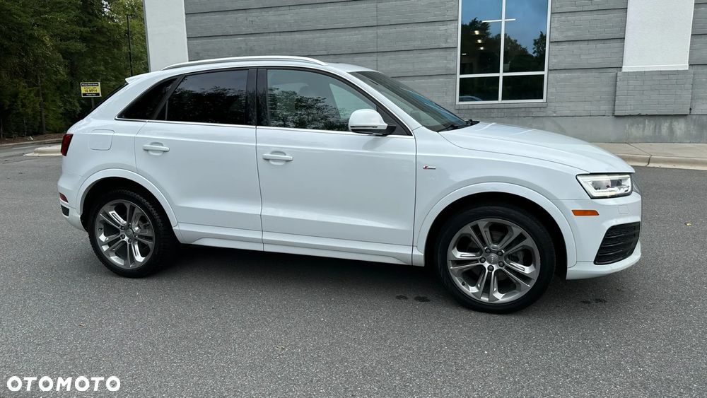 Audi Q3 2.0 TFSI Quattro S tronic design - 8