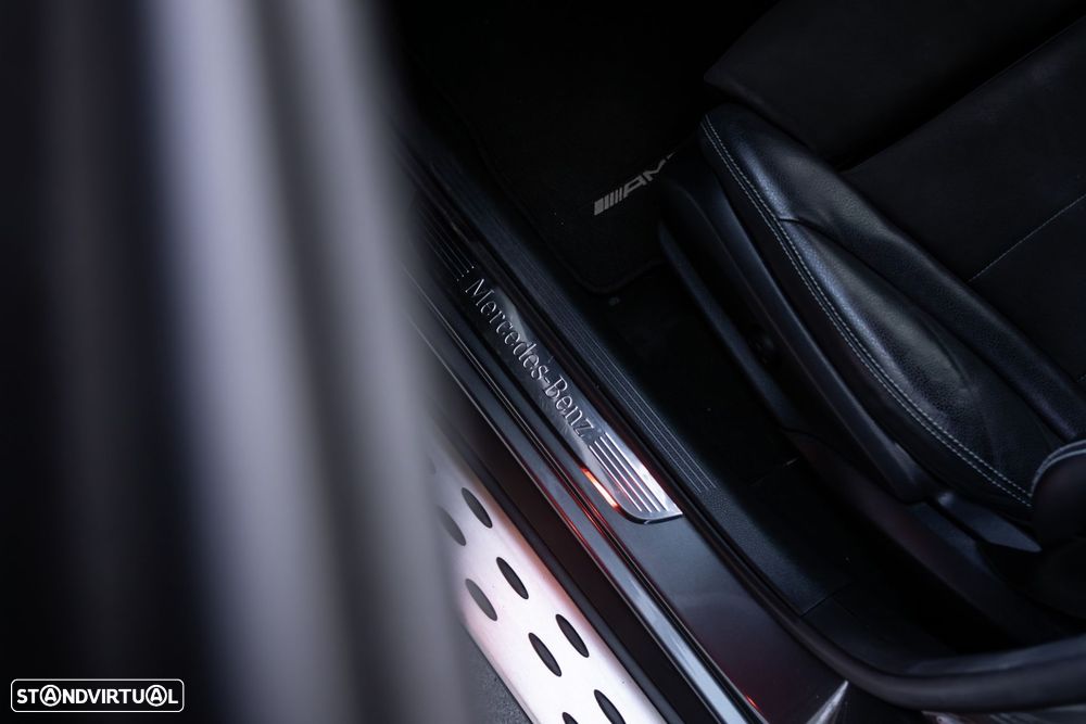 Mercedes-Benz GLC 250 d AMG Line 4-Matic - 29