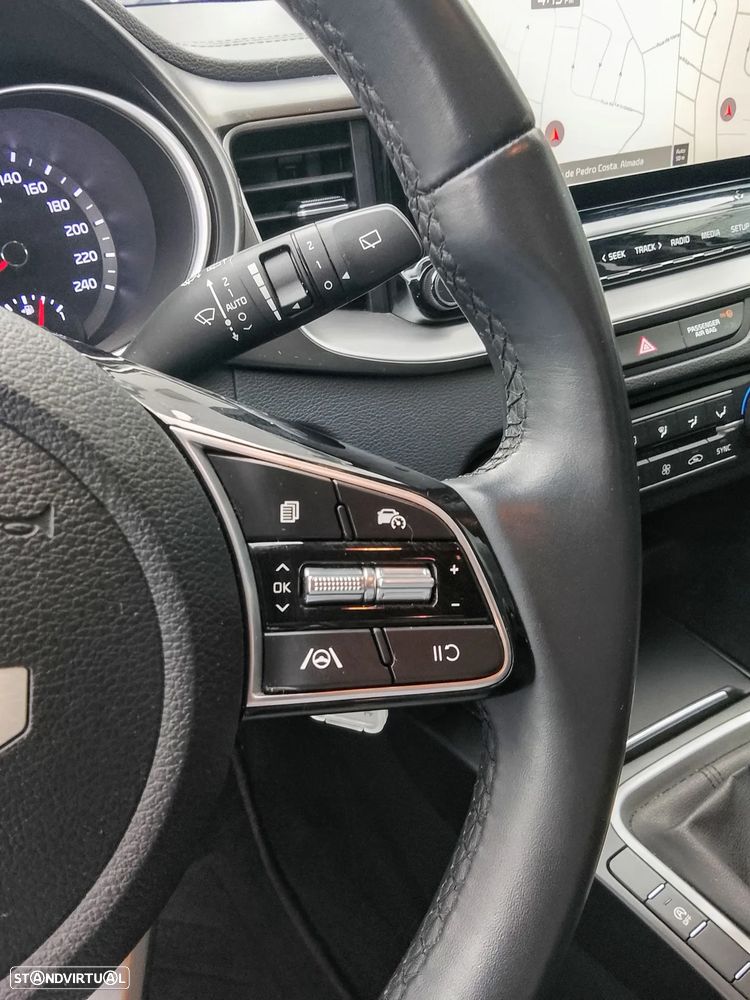 Kia XCeed 1.0 T-GDI Dynamic - 9