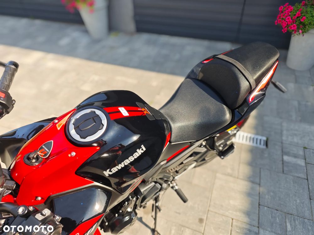 Kawasaki Z 650 - 10