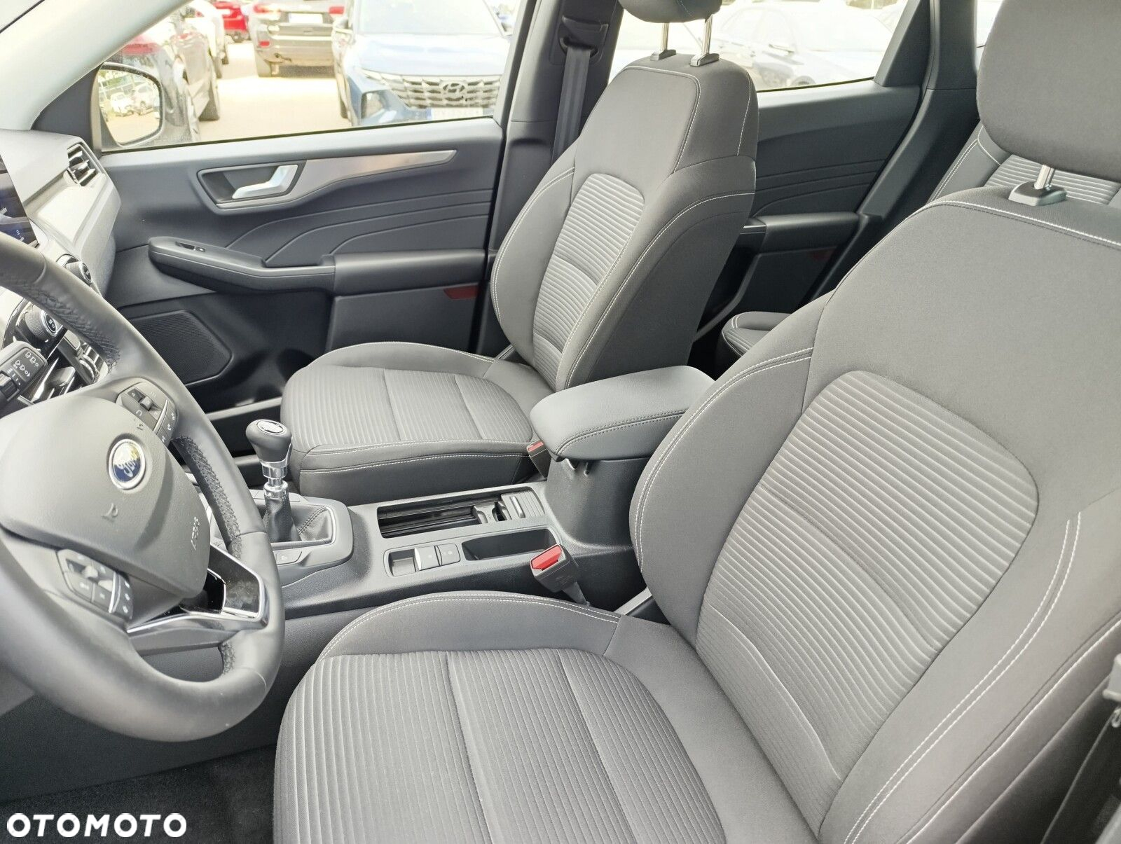 Ford Kuga - 14