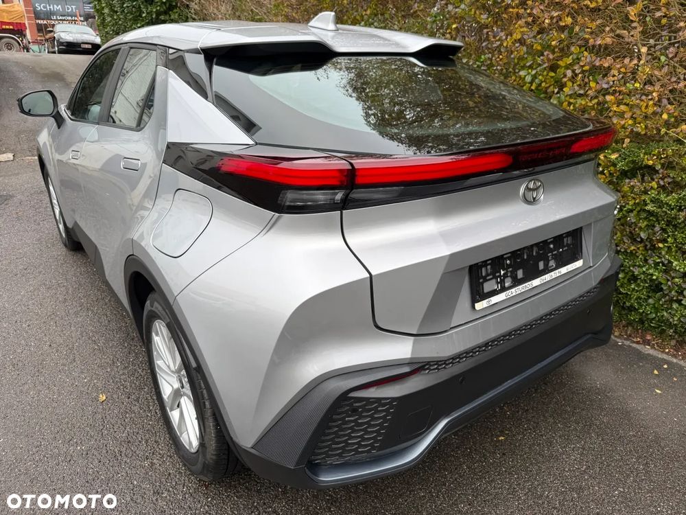 Toyota C-HR - 4