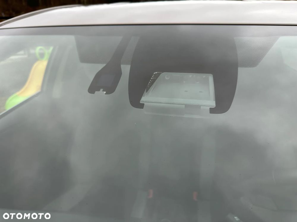 Toyota Auris 1.6 Prestige - 31