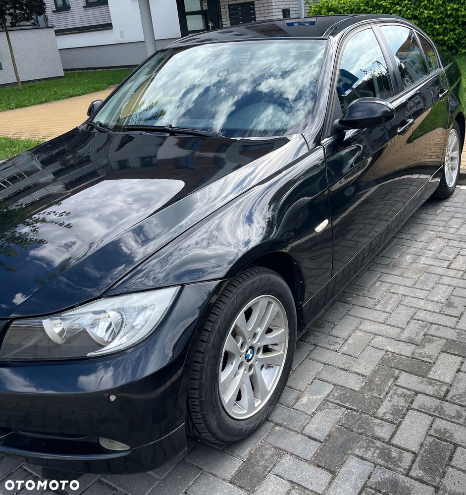 BMW Seria 3 318i - 2