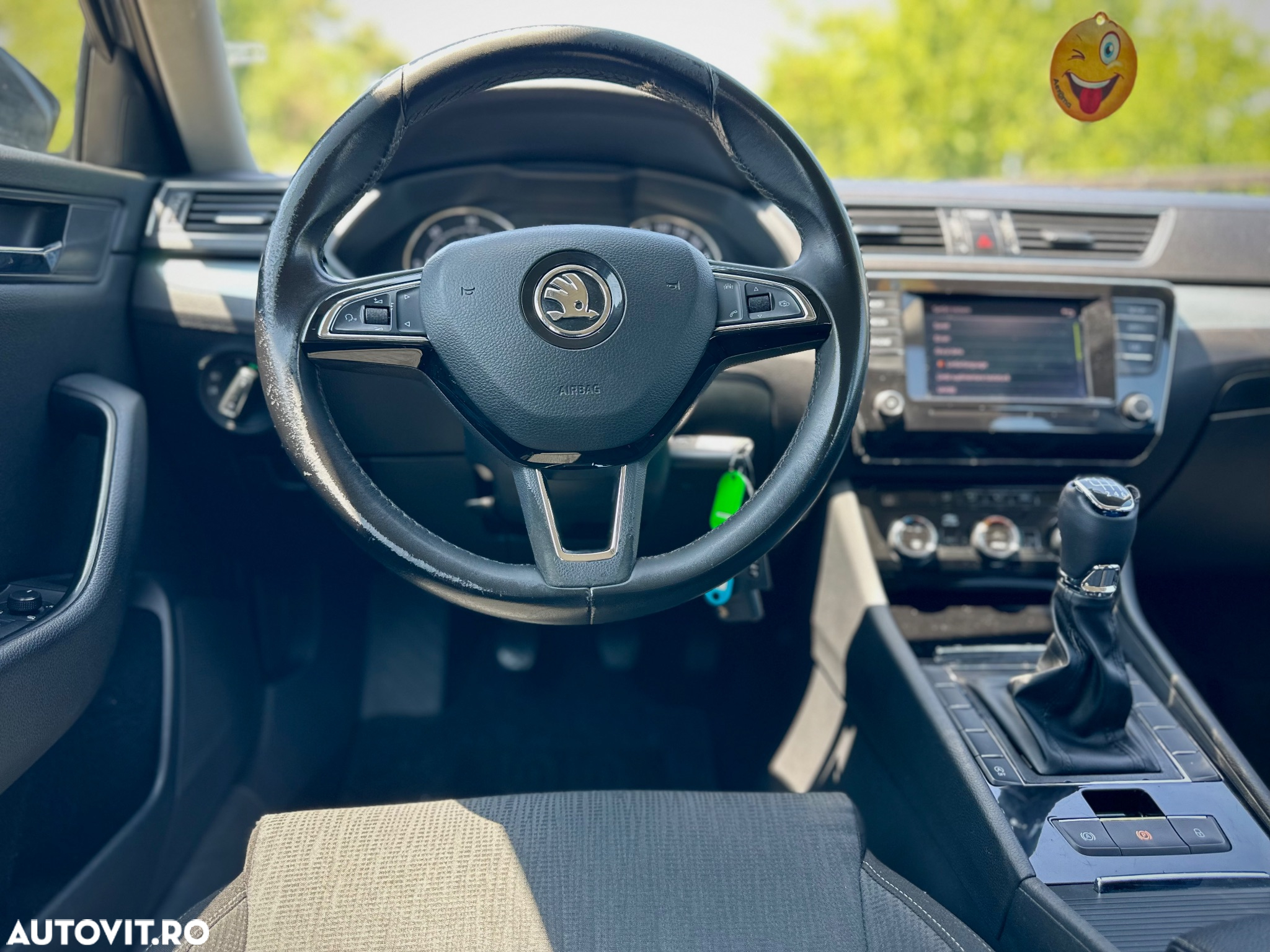 Skoda Superb 2.0 TDI Style - 8