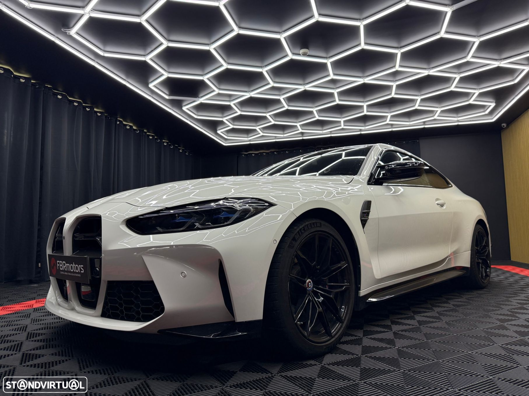 BMW M4 Competition - 3