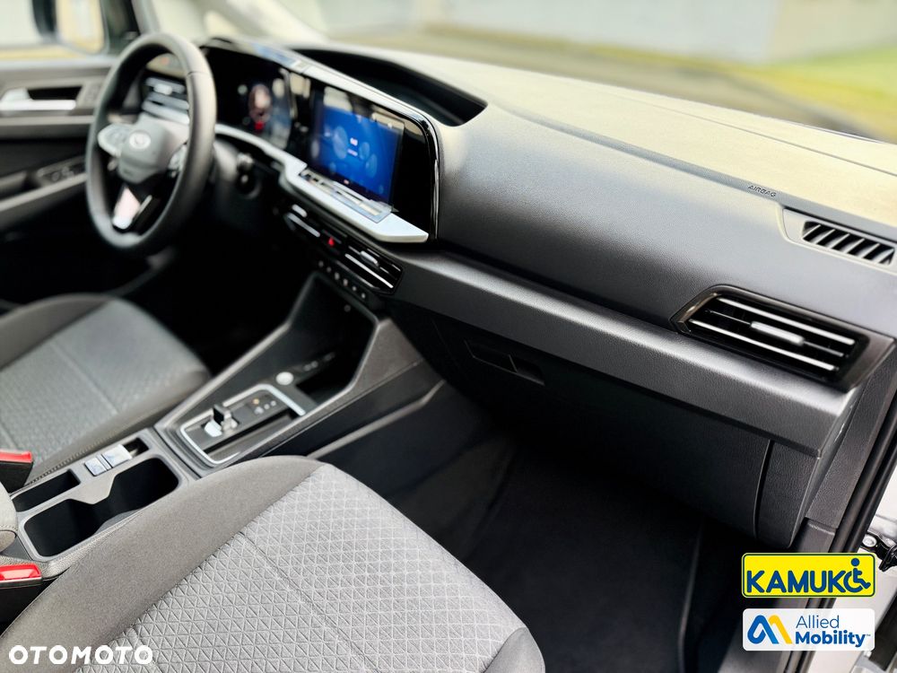 Ford Tourneo Connect 1.5 EcoBoost Titanium - 27