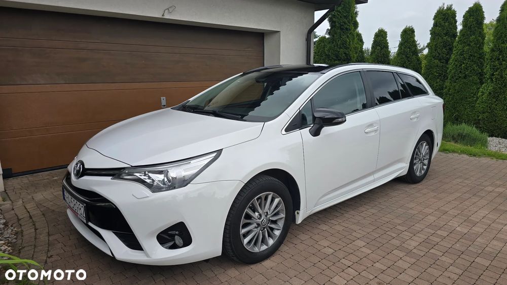 Toyota Avensis - 4